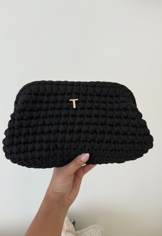 Black mila bag| תיק סרוג שחור