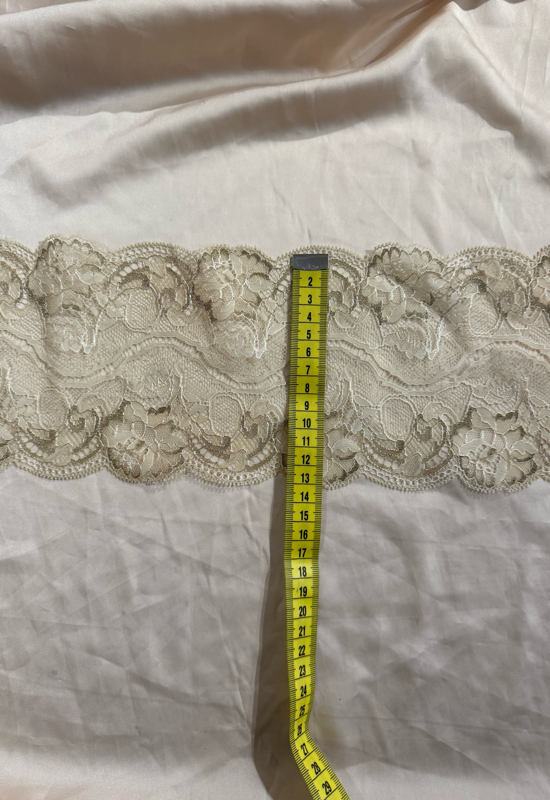 LOLI LACE