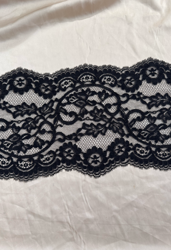 Nuna lace
