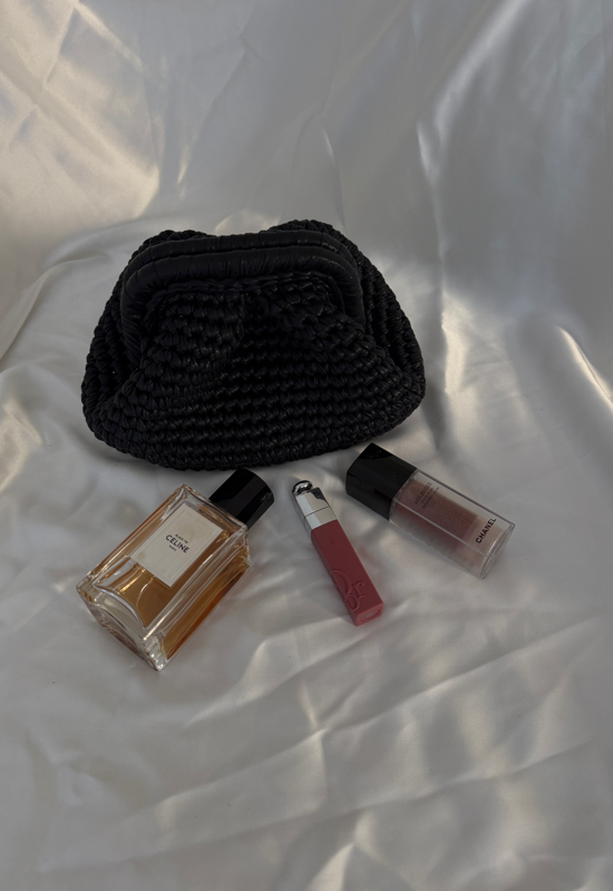 Black amor bag| תיק סרוג שחור