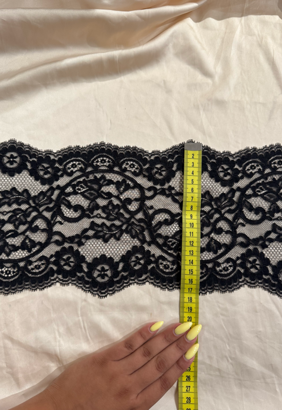 Nuna lace