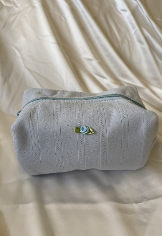 Sky Make up bag