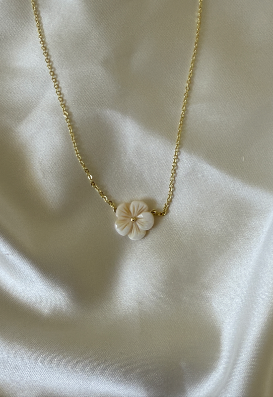 Flower necklace | שרשרת פרח גולדפילד